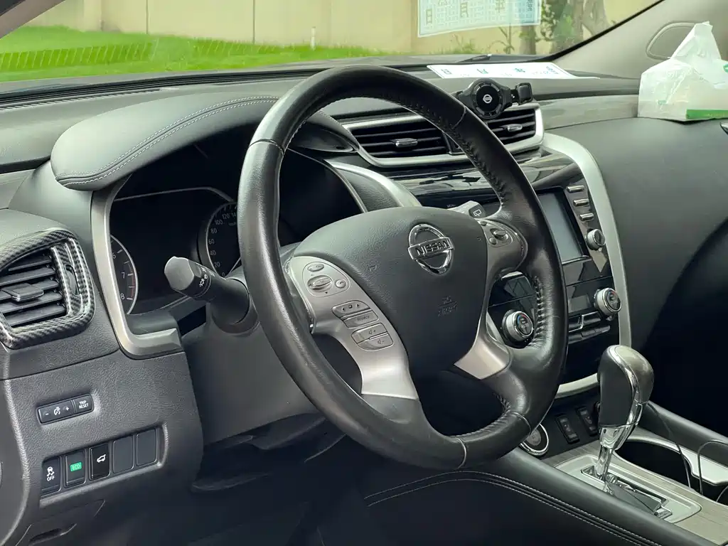 Nissan Murano 2018 — фото 10