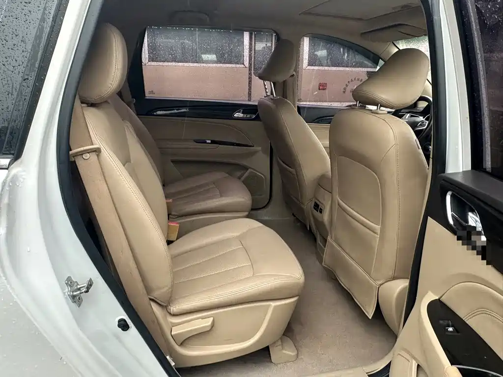 Baojun 730 2016