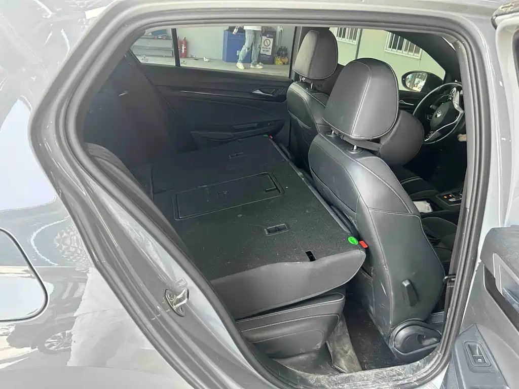 Volkswagen Golf 2022