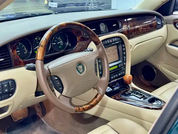 Jaguar XJ 2007