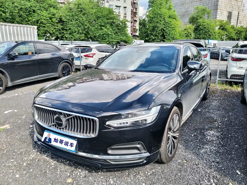 Volvo S90 2021 — фото 1