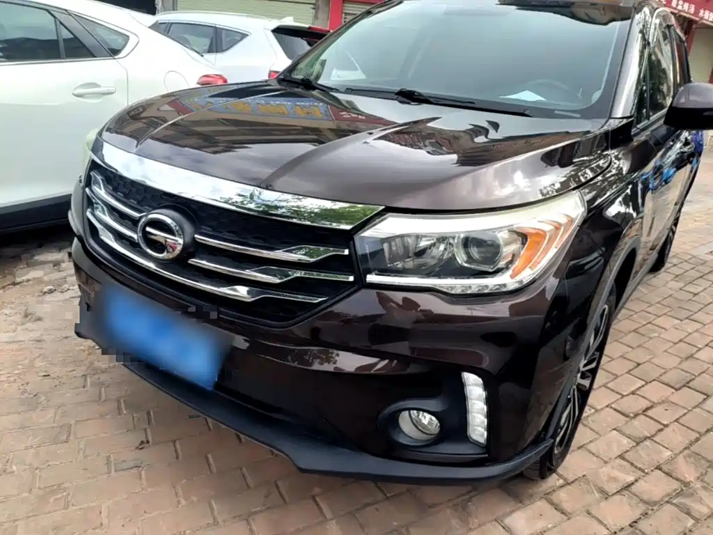 GAC Trumpchi GS4 2017 — фото 2