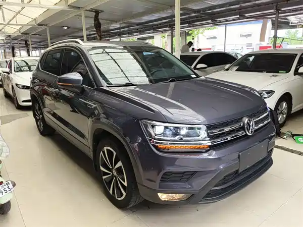 Volkswagen Tharu 2020