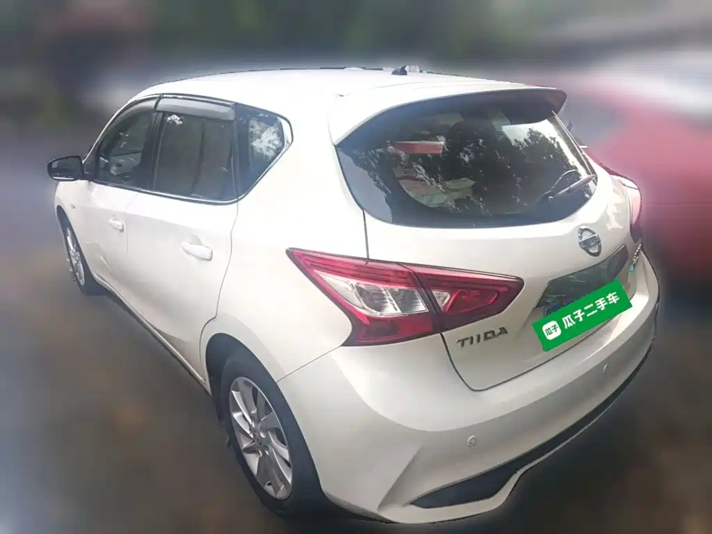 Nissan Tiida 2017 — фото 25