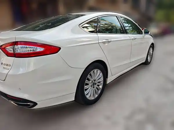 Ford Mondeo 2015