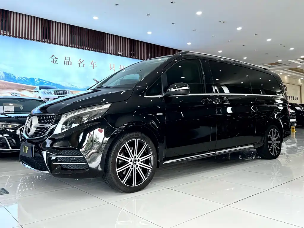 Mercedes-Benz V-Class 2023 — фото 2