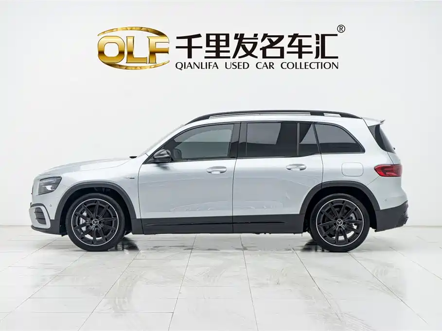 Mercedes-Benz GLB AMG 2025 — фото 8