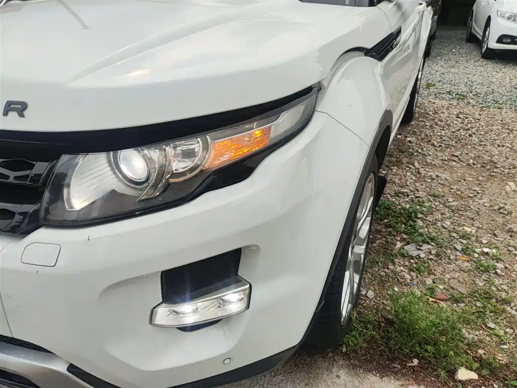 Land Rover Evoque 2014 — фото 22