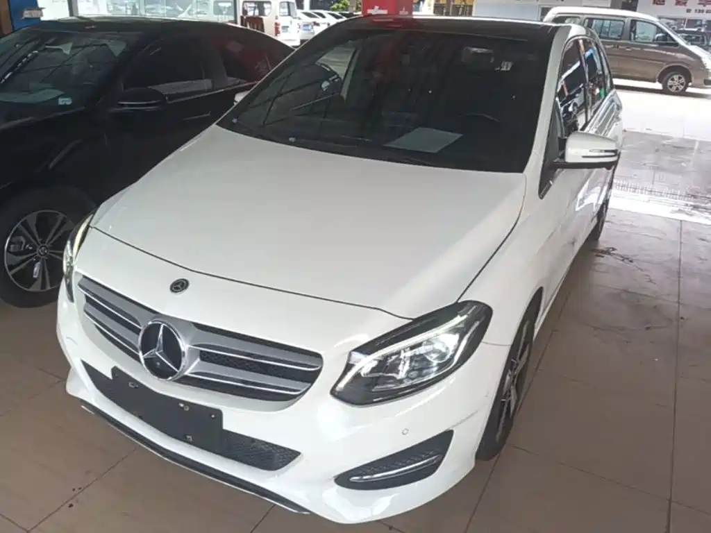 Mercedes-Benz B-Class 2018 — фото 1
