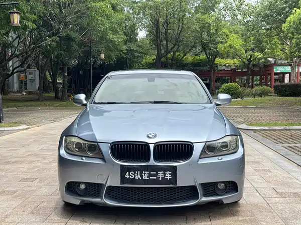 BMW 3 Series 2011