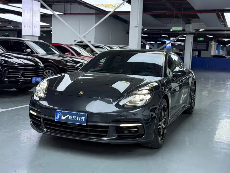 Porsche Panamera 2017
