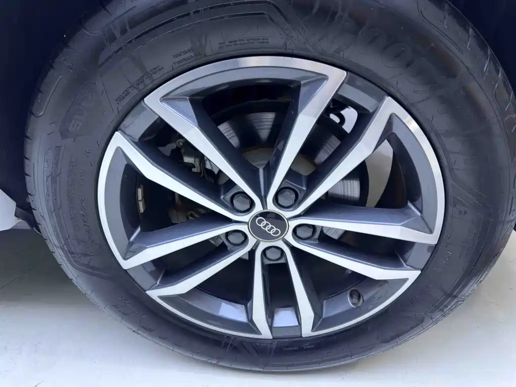 Audi Q3 2022 — фото 16
