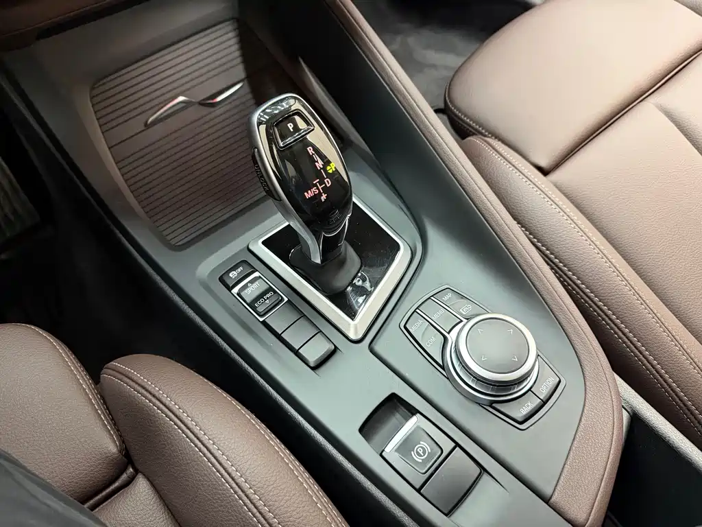 BMW X1 2022 — фото 13