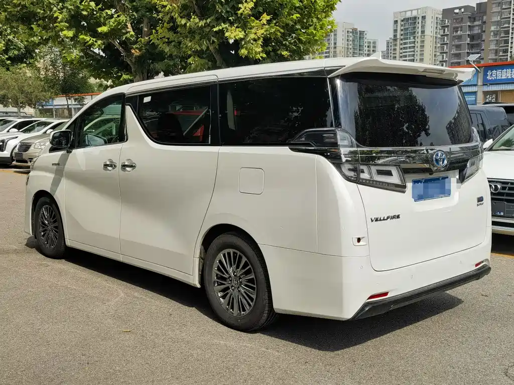 Toyota Vellfire 2021 — фото 14