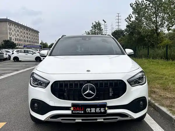 Mercedes-Benz GLA 2022