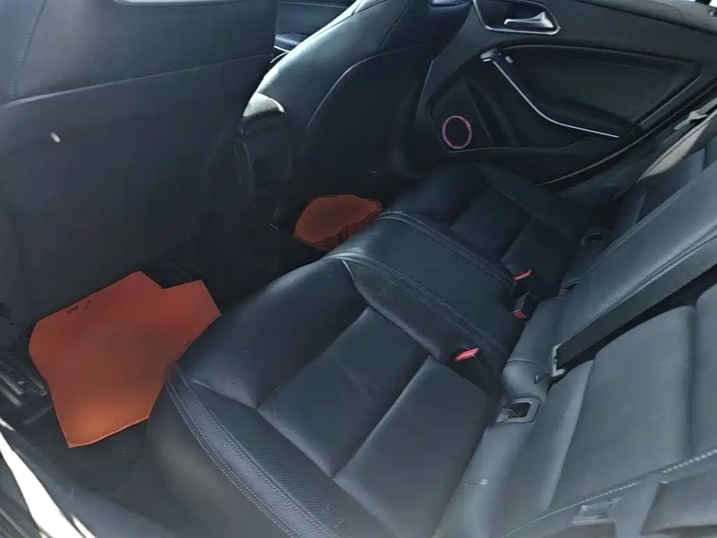 Mercedes-Benz CLA 2014 — фото 17