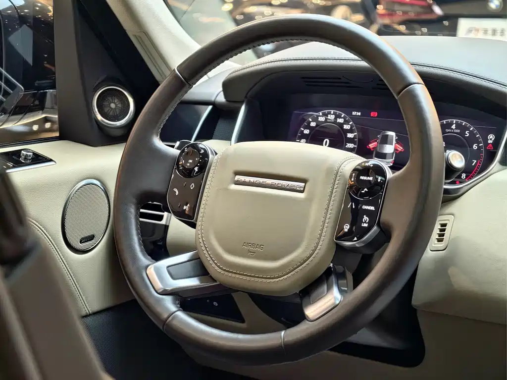 Land Rover Range Rover 2019 — фото 24