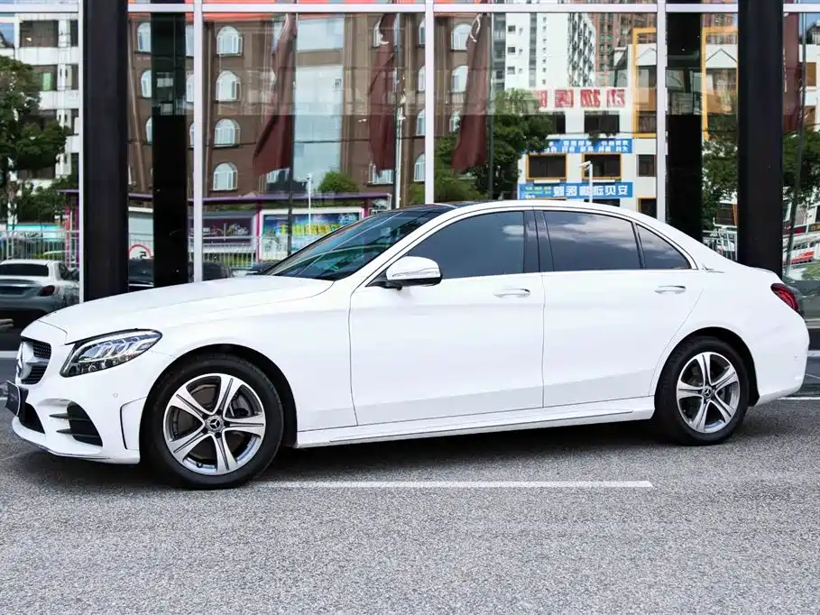 Mercedes-Benz C-Class 2019 — фото 1