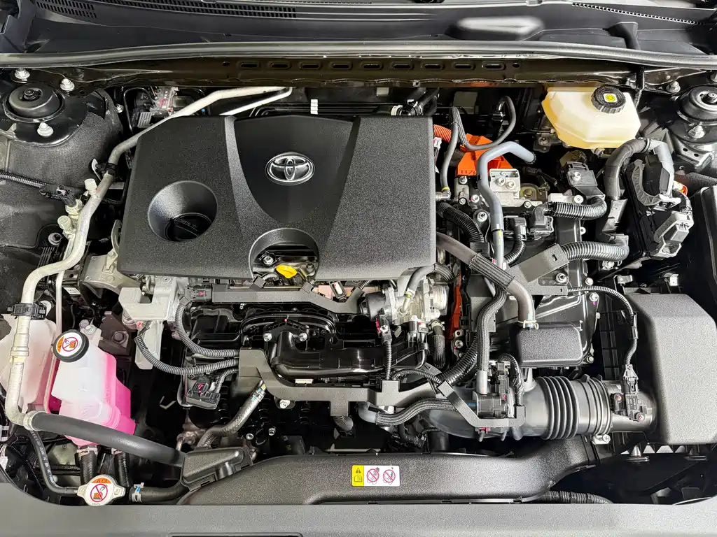 Toyota Camry 2025 — фото 16