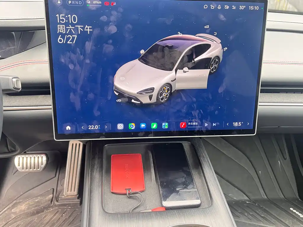 Xiaomi SU7 2025