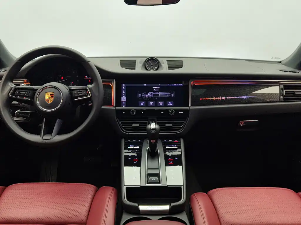 Porsche Macan 2024 — фото 13