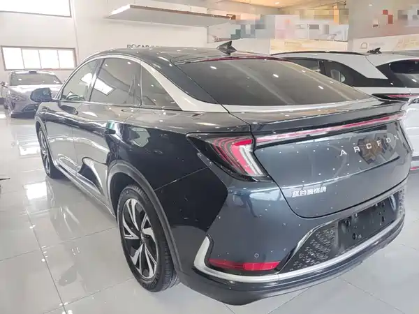 Arcfox Alpha S 2023