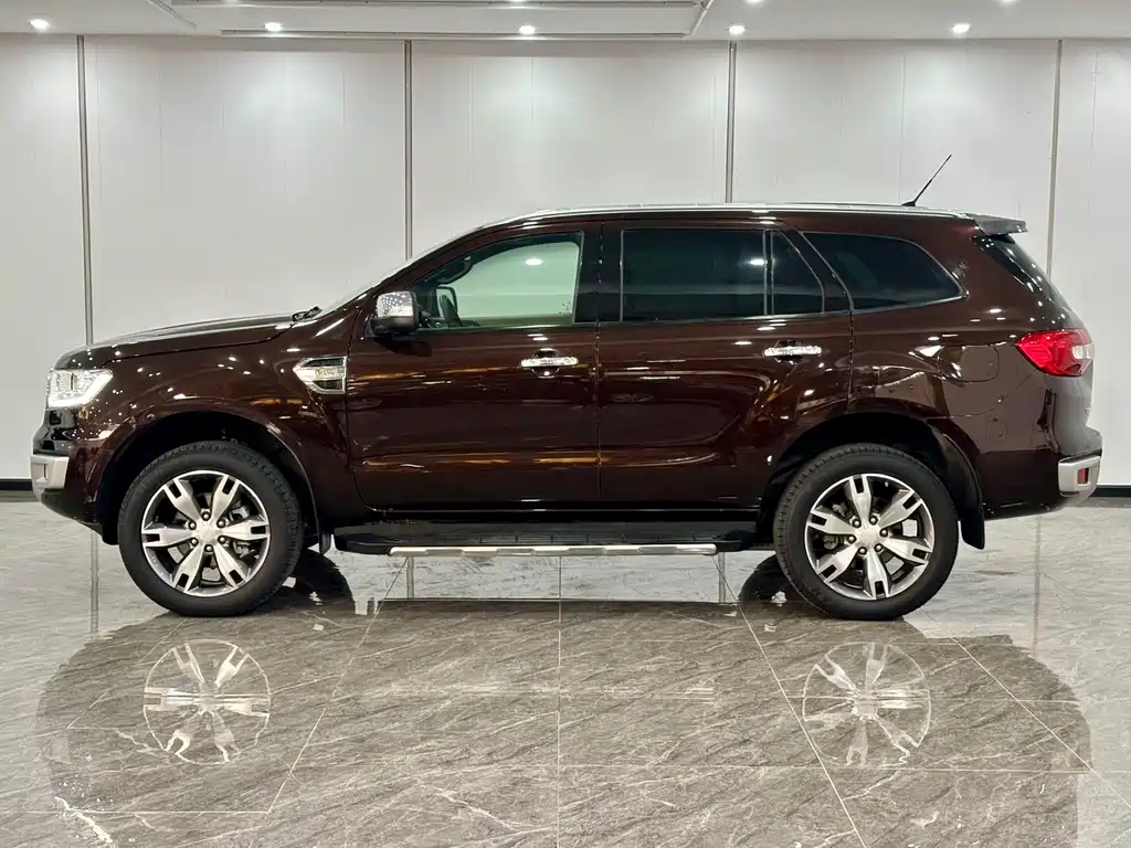 Ford Everest 2016 — фото 4