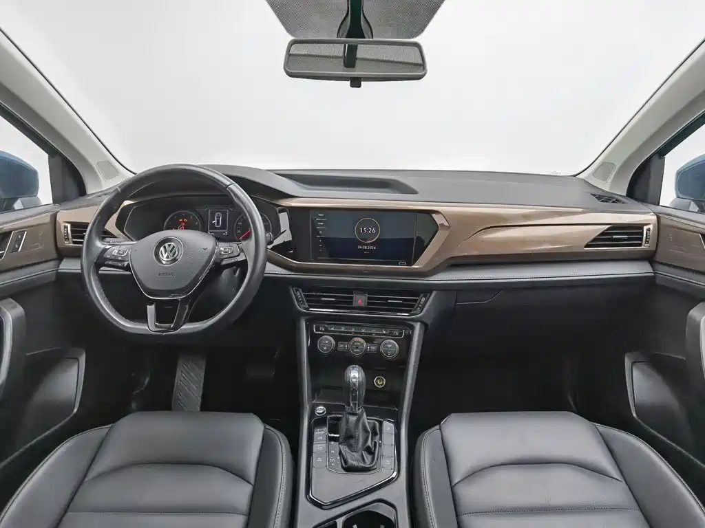 Volkswagen Tharu 2020