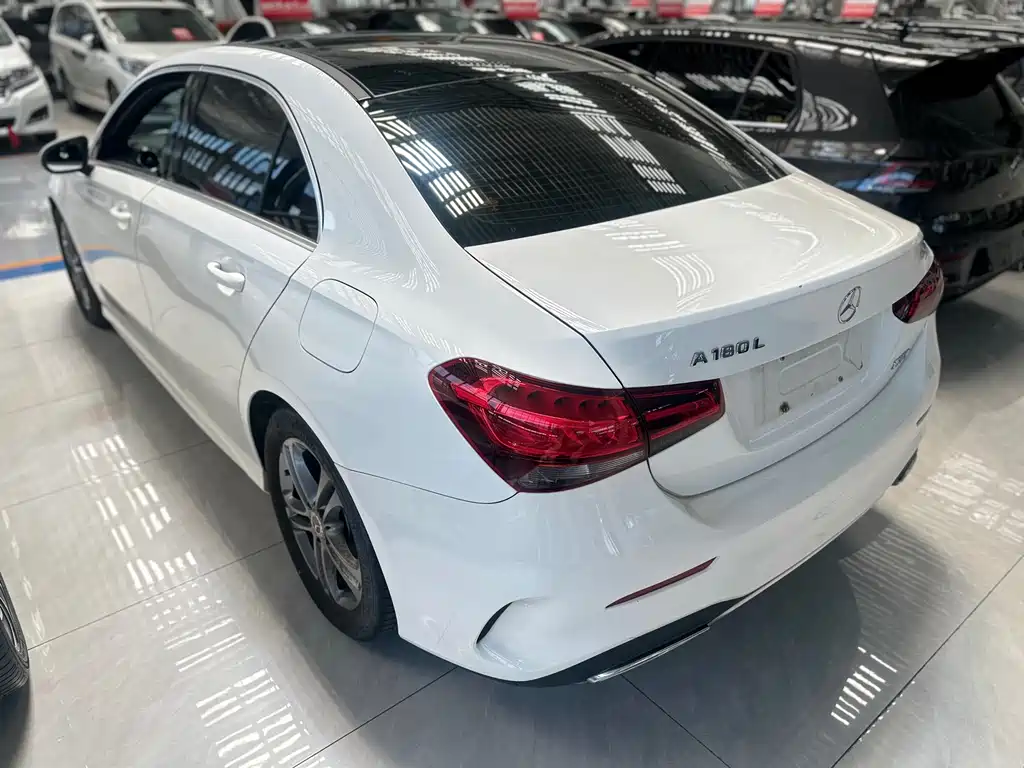Mercedes-Benz A-Class 2023 — фото 10