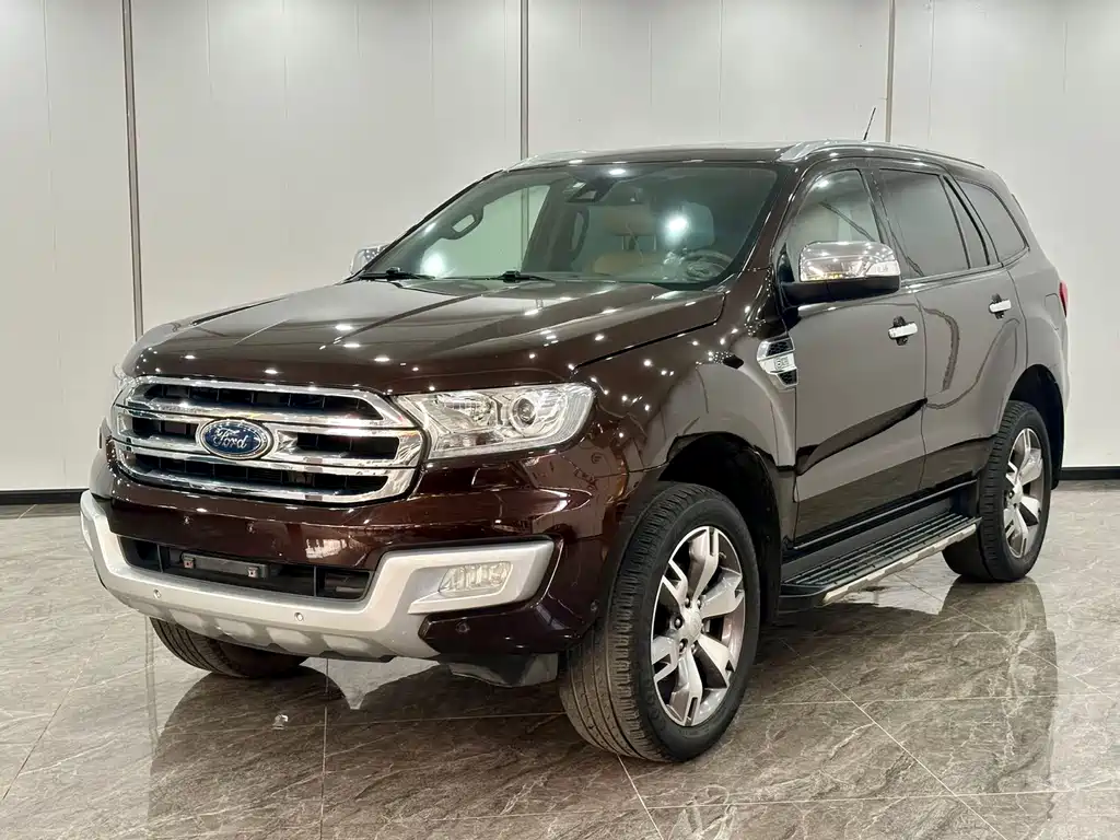 Ford Everest 2016 — фото 1
