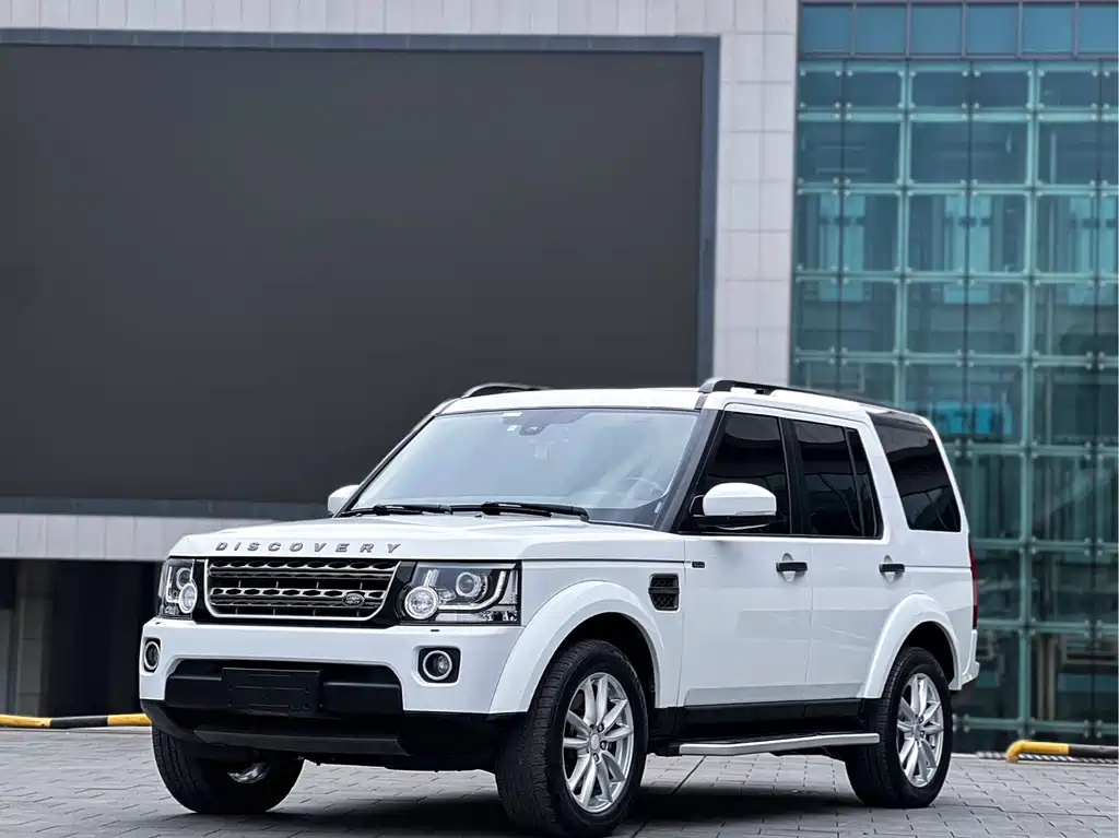Land Rover Discovery 2016 — фото 1