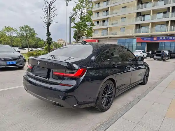 BMW 3 Series 2022