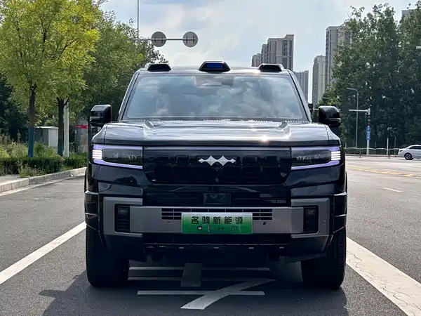 Fangchengbao Leopard 8 2025