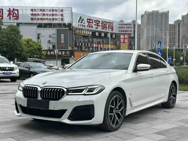 BMW 5 Series 2024