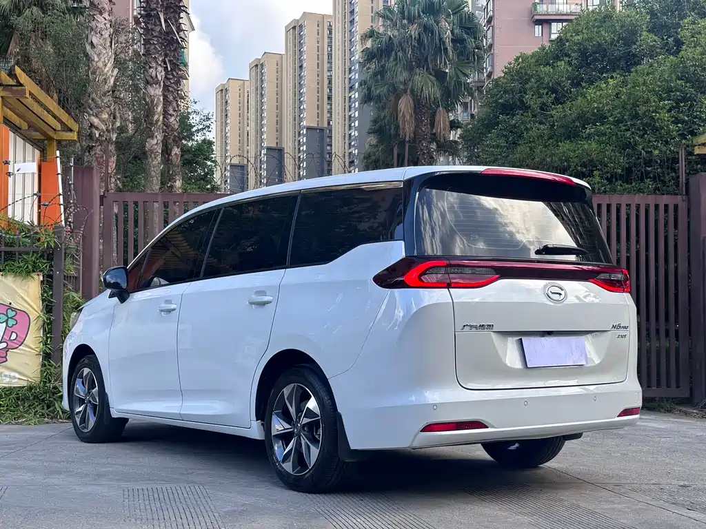 GAC Motor Trumpchi M6 2024 — фото 17