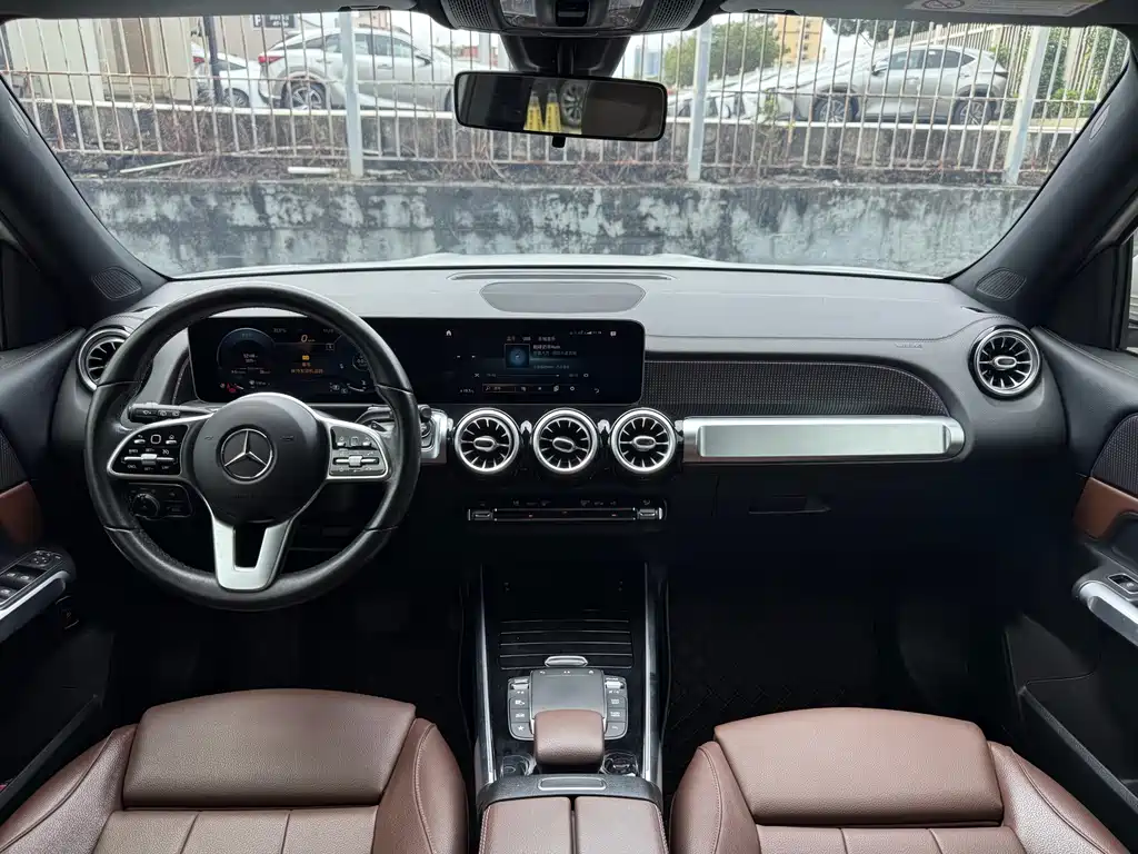 Mercedes-Benz GLB 2020 — фото 14