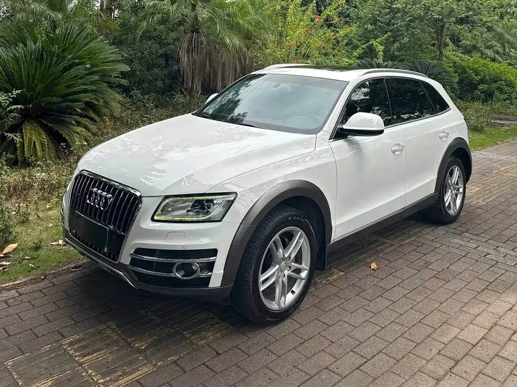 Audi Q5 2018 — фото 1