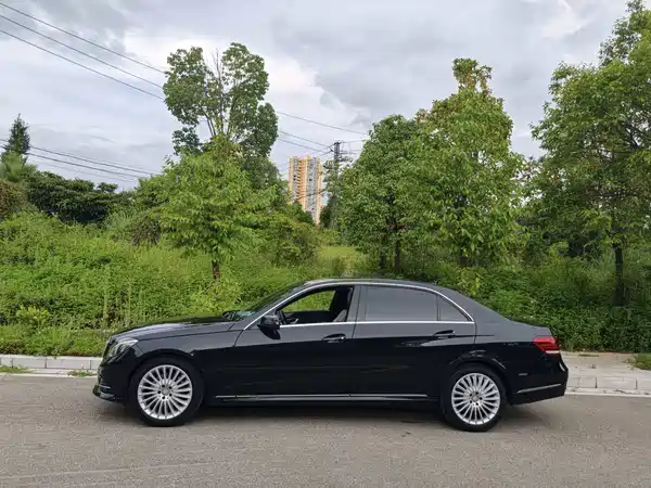 Mercedes-Benz E-Class 2014