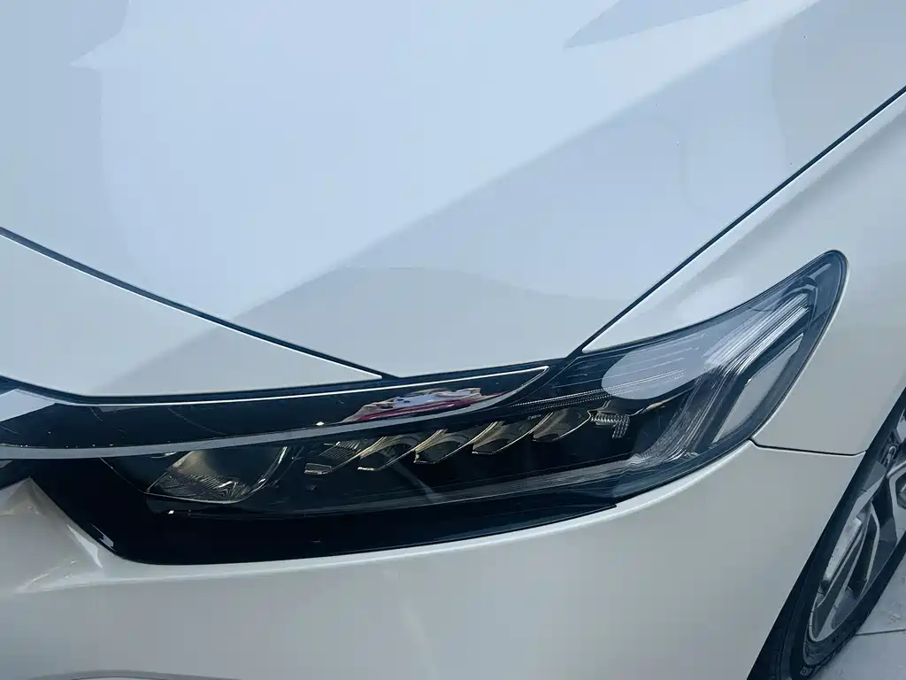 Honda Inspire 2021 — фото 9