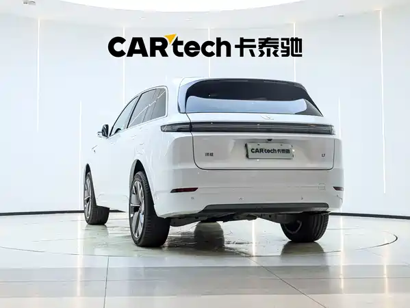 Li Auto L7 2025