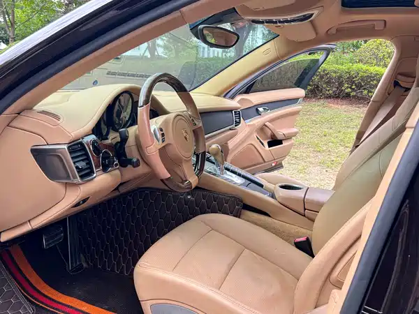 Porsche Panamera 2011