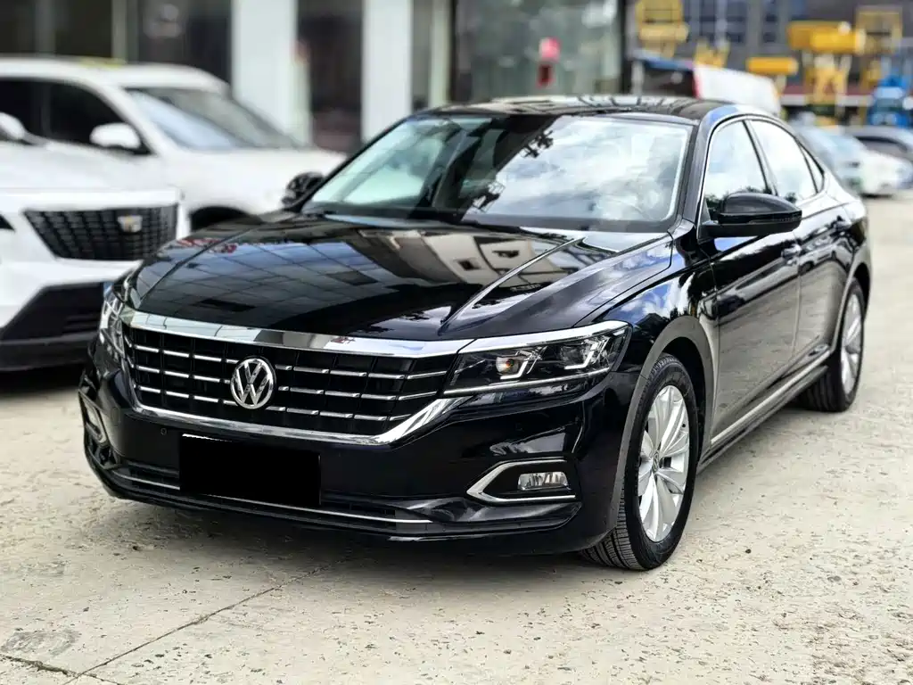Volkswagen Passat 2020 — фото 1