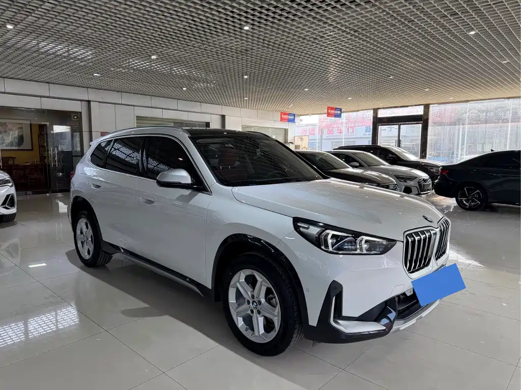BMW X1 2023 — фото 3