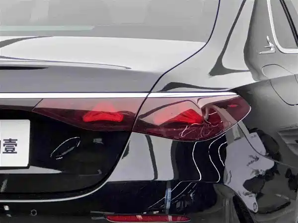 Mercedes-Benz E-Class 2025