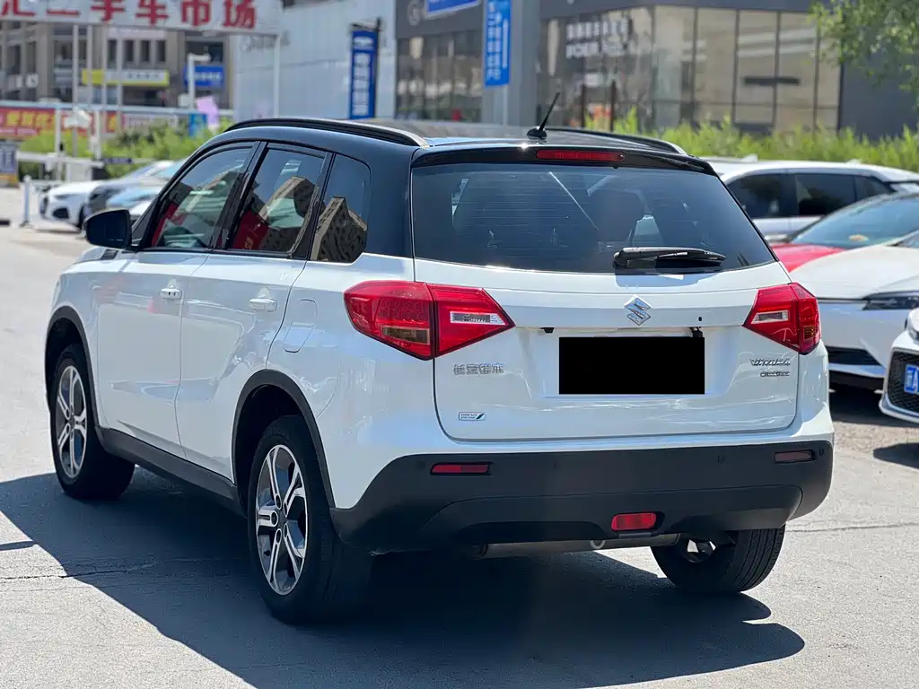Suzuki Vitara 2017 — фото 9