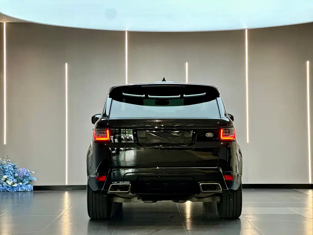 Land Rover Sport 2022 — фото 11