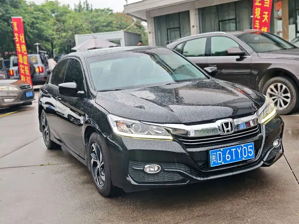 Honda Accord 2018 — фото 2