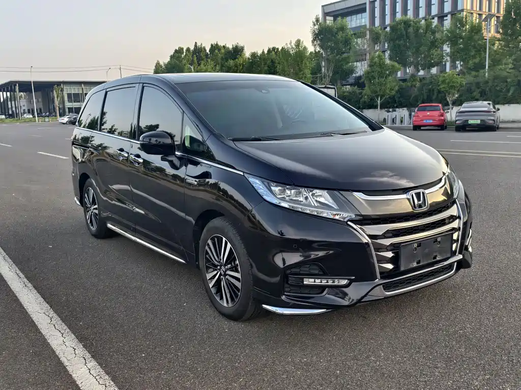 Honda Odyssey 2019 — фото 2