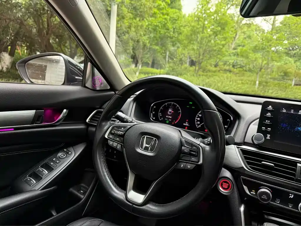 Honda Inspire 2019 — фото 9
