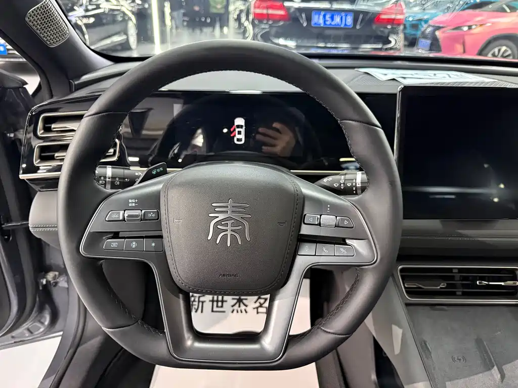 BYD Qin L 2025 — фото 8